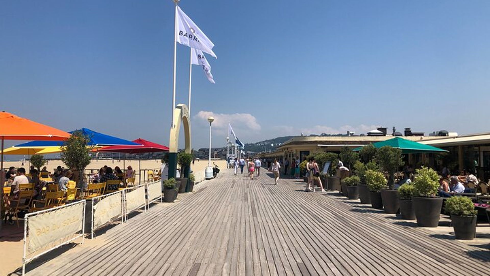 Küstenansichten in Honfleur und Deauville von Le Havre