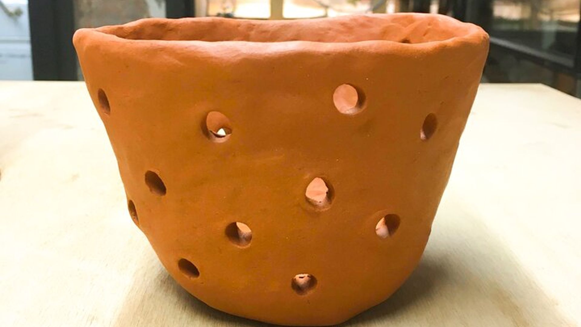 Barcelona Artisan Ceramic-Making Experience image 3