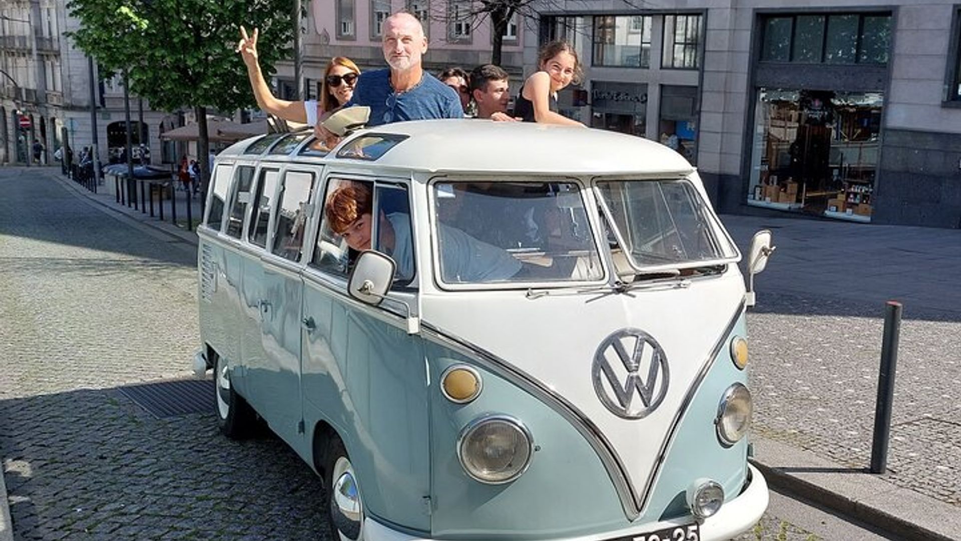 Porto : Circuit exclusif en VW Kombi (2 à 8 personnes)