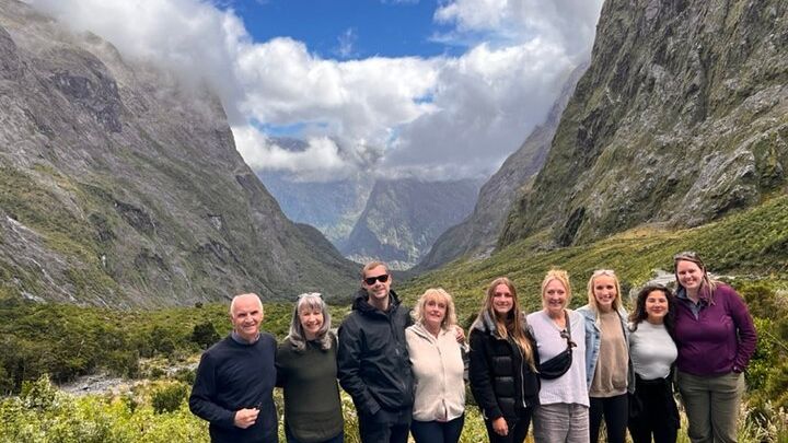 Queenstown: Milford Sound Full-Day Adventure With Cruise