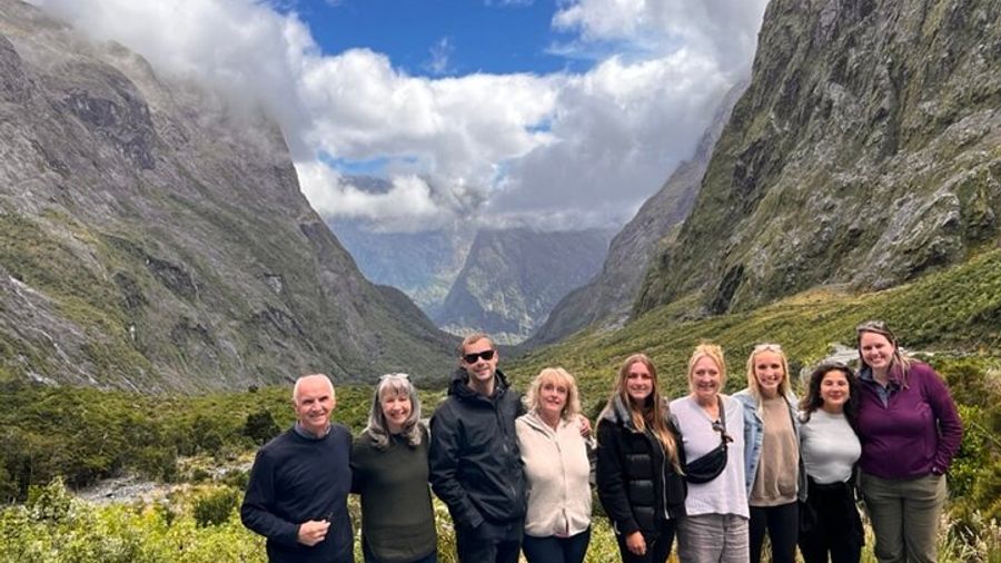 Queenstown: Milford Sound Full-Day Adventure With Cruise