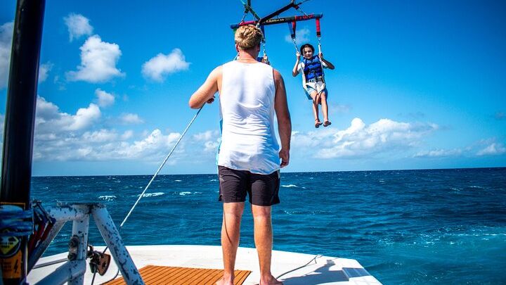 Aruba Solo or Tandem Parasailing Flight From Noord