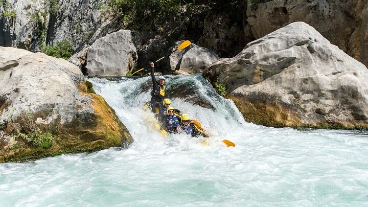 Multi Adventure Experience - Rafting with elements of canyoning