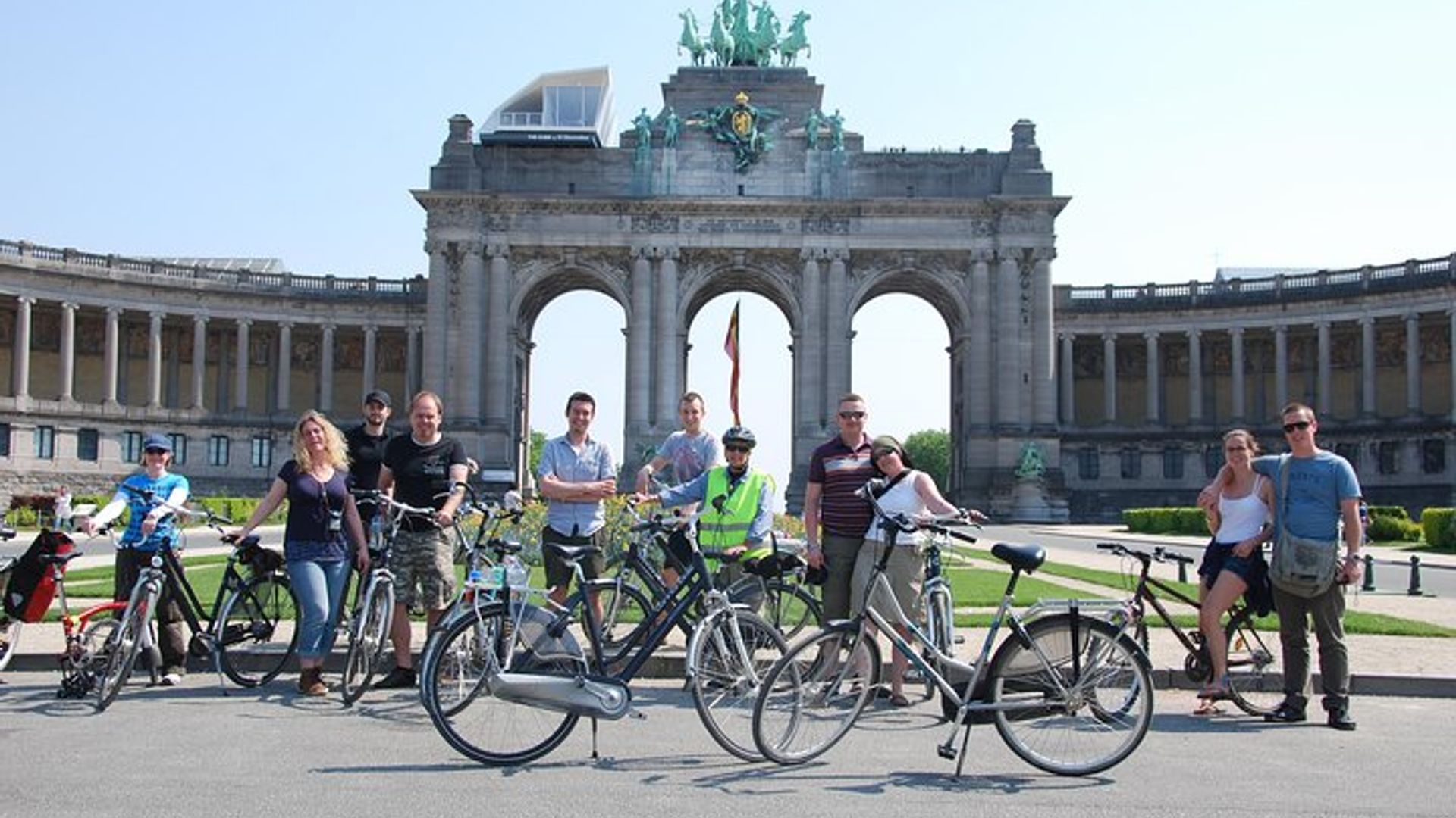 Tour in Bicicletta di Bruxelles: Punti Salienti in Piccolo Gruppo