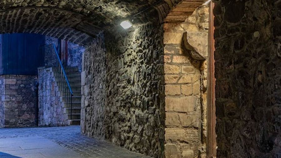 Edinburgh: Dark Secrets of the Old Town Ghost Walking Tour