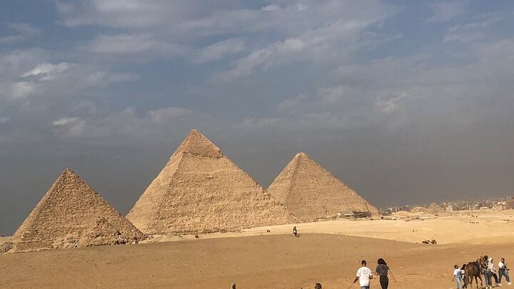 Private Day Tour Giza Pyramids, Memphis and Sakkara Pyramids