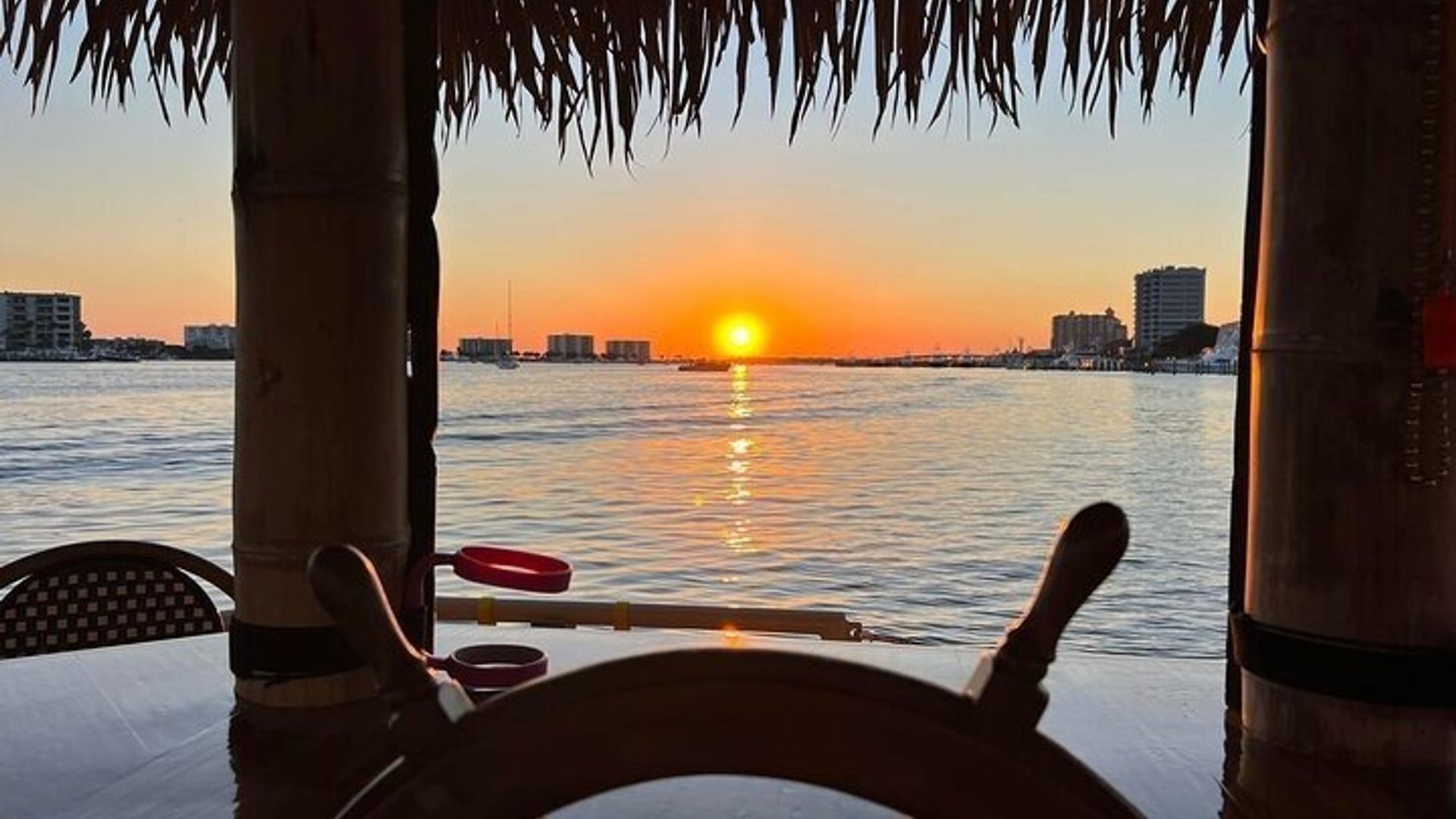 Destin Harbour Sunset Tiki-Kreuzfahrt ab Destin