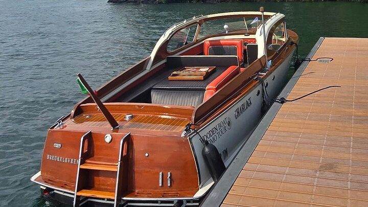 Private Wooden Boat Tour on Lake Como: Villages and Villas