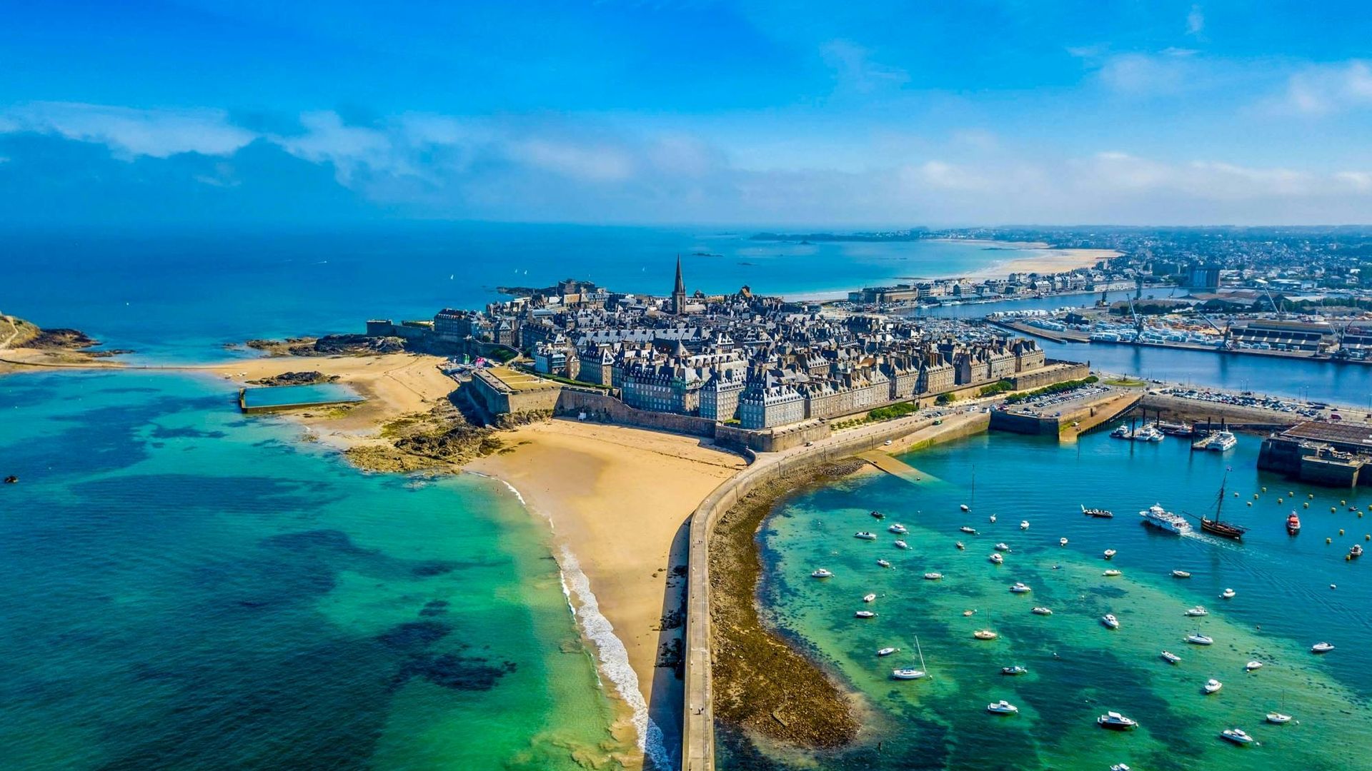 Saint-Malo self-guided walking tour with audio app
