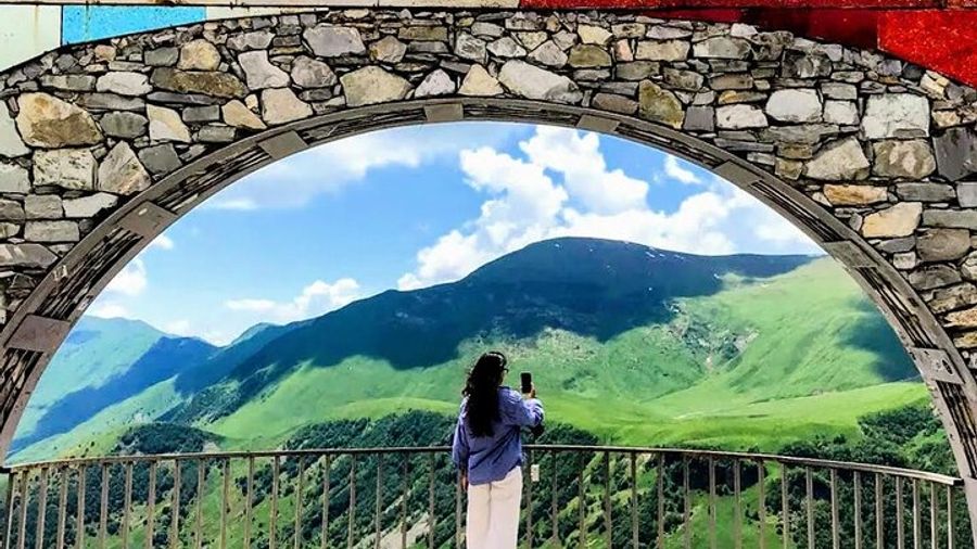 Kazbegi, Ananuri, Zhinvali, Gudauri, Gergeti Full day Tour