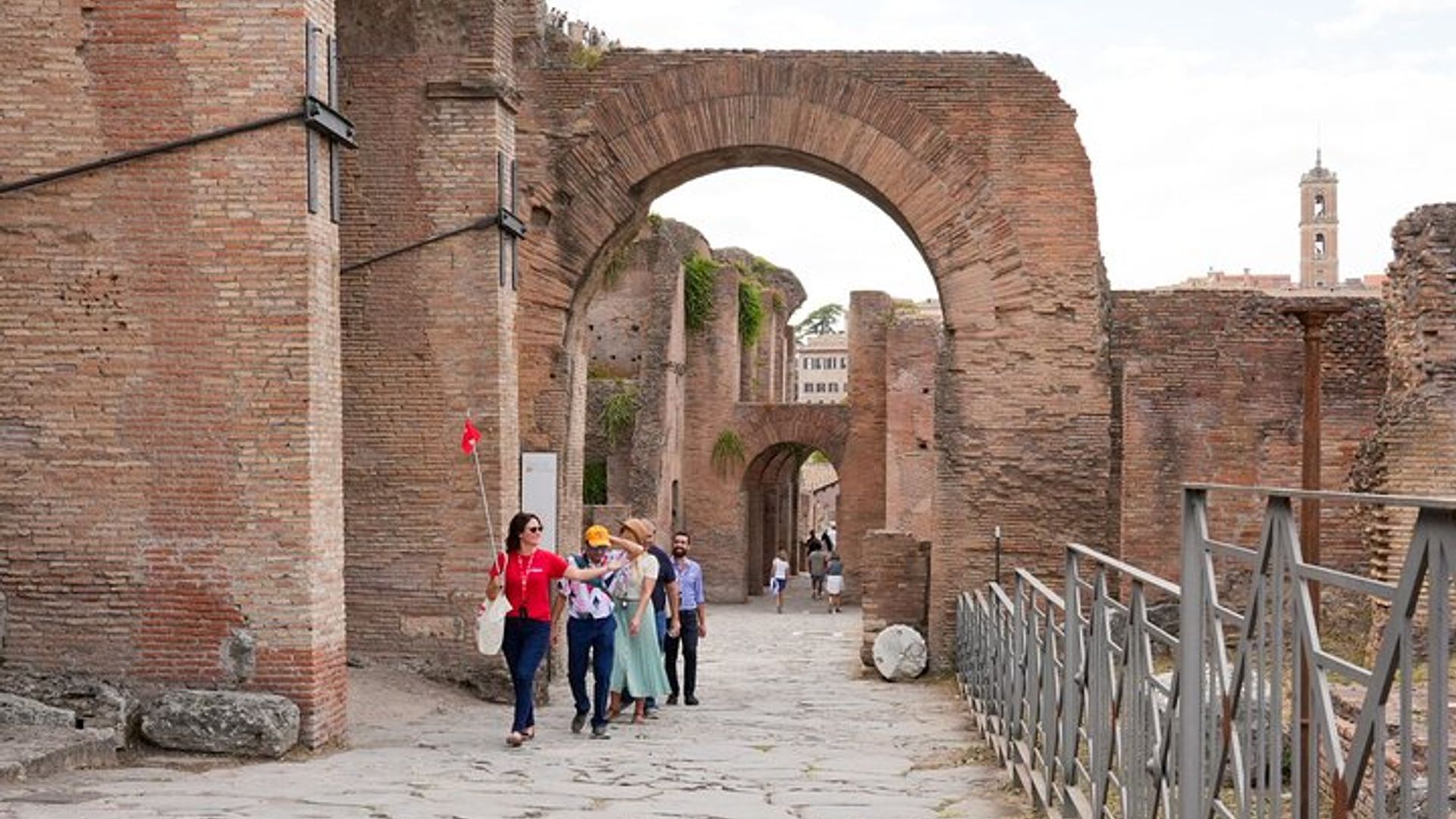 Colosseum Arena Floor Tour with Roman Forum
