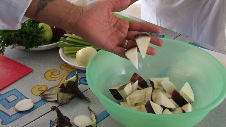 Sea View Sicilian Cooking Class & Taormina Market with Chef Mimmo