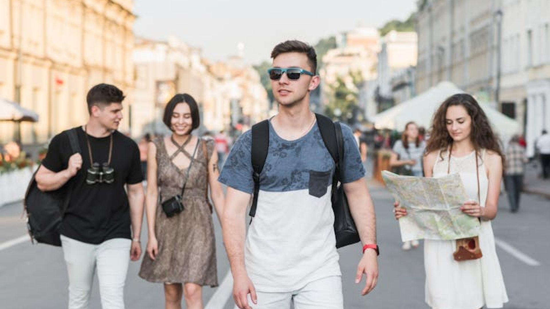 Discover Annecy in 1 hour with a local