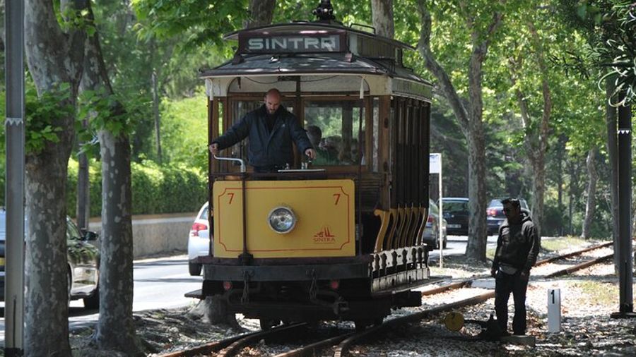 Lisbon to Sintra Private Tour From the Hills to the Coast