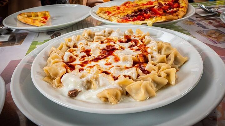 Istanbul Kadikoy Food Tour with 12+ Local Delicacies Tastings