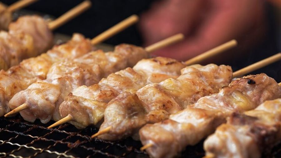 Tokyo Shinjuku District Bar Hopping Tour with Food and Drinks
