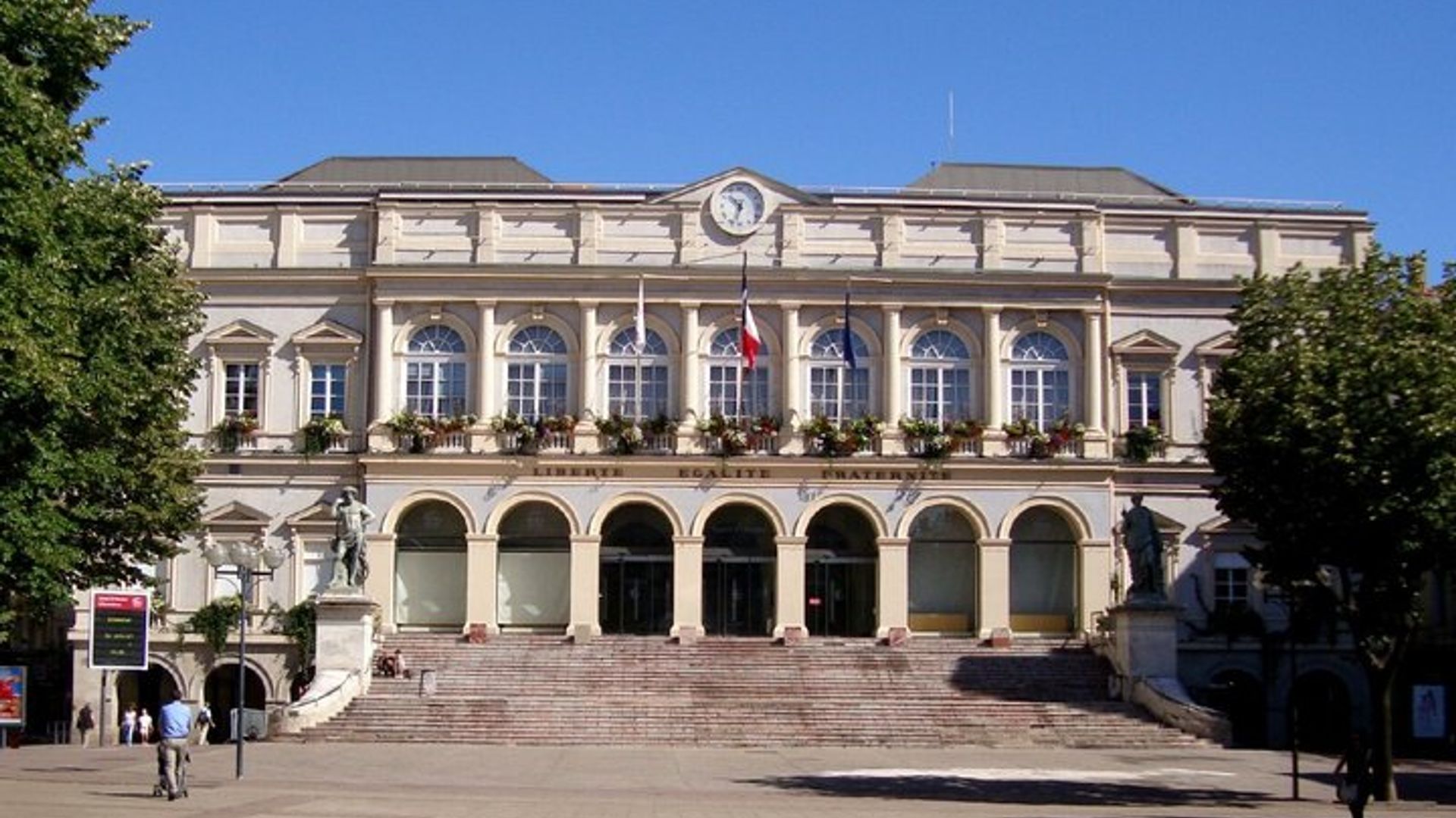 Saint-Étienne: visita a pie audioguiada de 1,5 horas con 19 comentarios