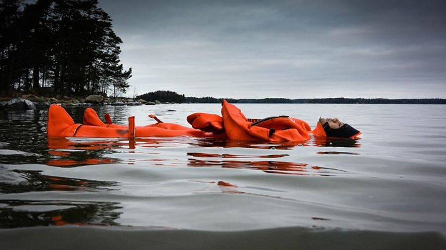Helsinki Ice Swimming Small-Group Experience With Survival Suit