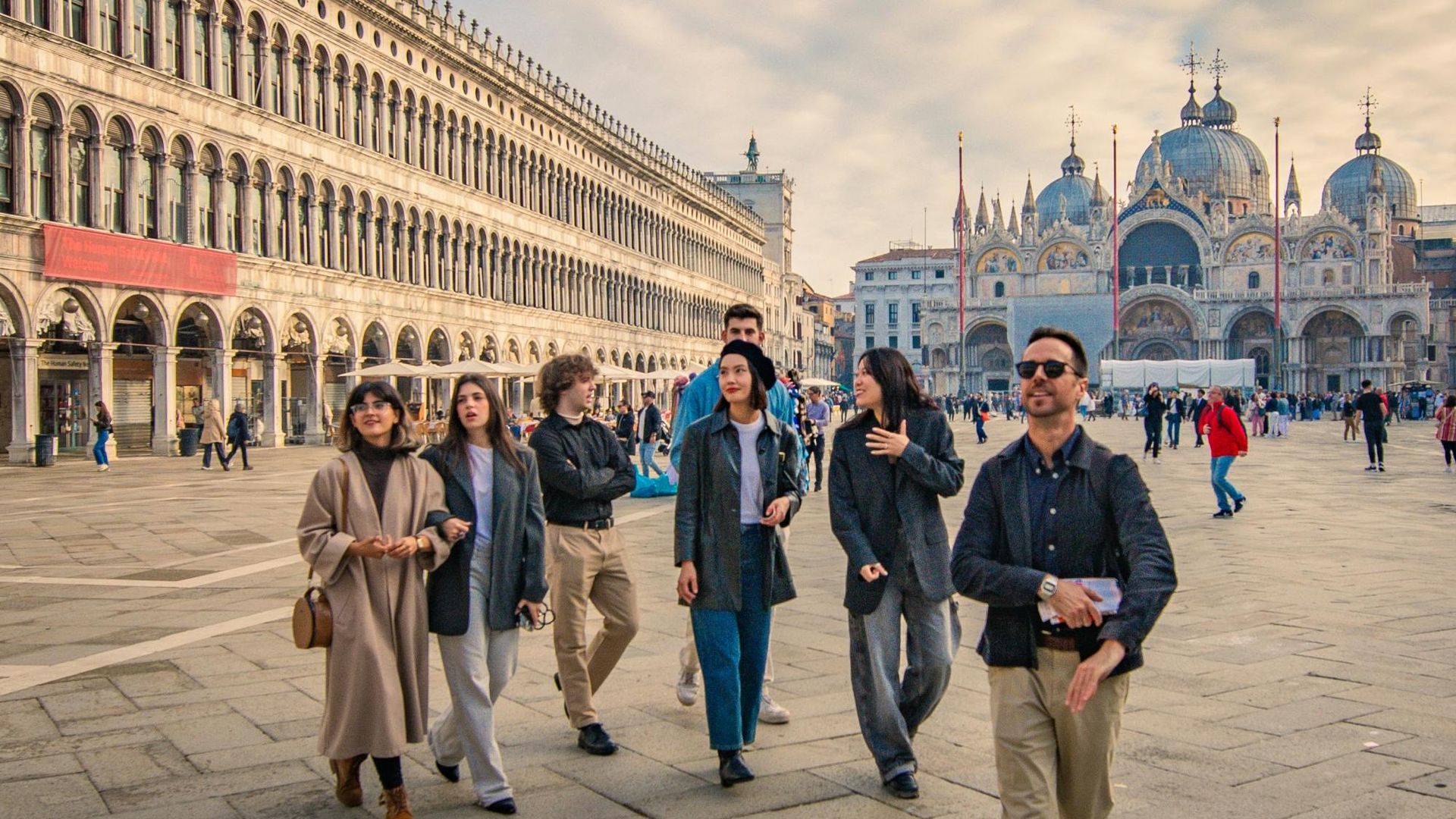 Tickets and guided tour of the golden Basilica di San Marco in Venice