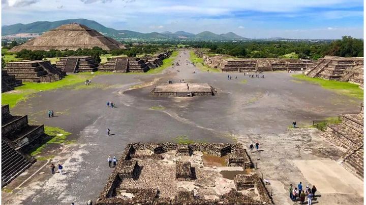 Mexico City to Teotihuacan Tour with Food or Private Upgrade