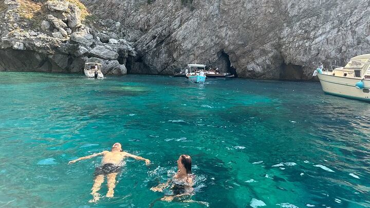 Sorrento Private Tour & Boat Cruise to Capri With Refreshments