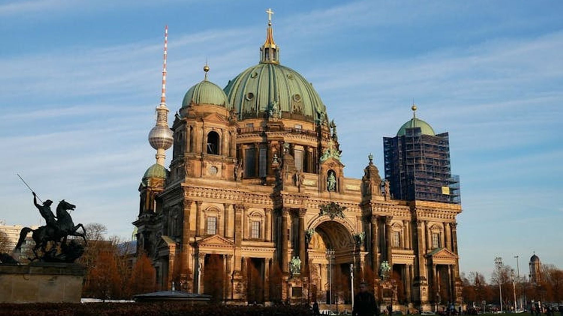Illuseum Berlin ticket with self-guided city audio tour