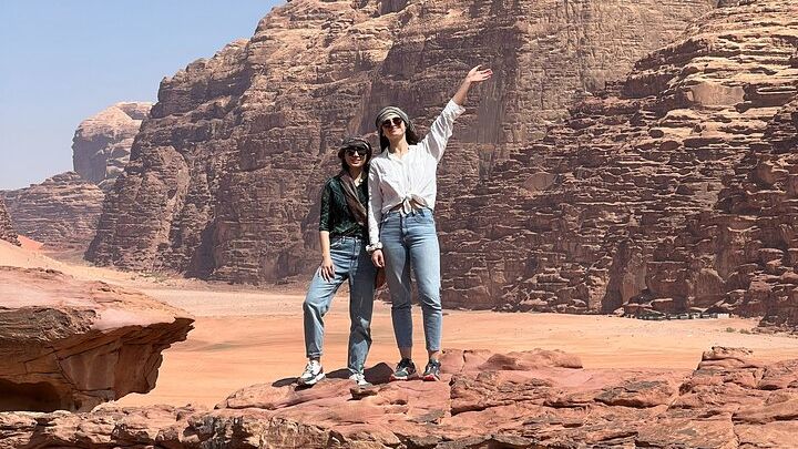 Full Day Jeep Tour and Overnight in Bedouin Camp with Meal