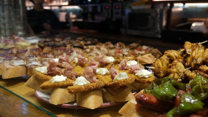Eating San Sebastian: Beyond Pintxos Tour