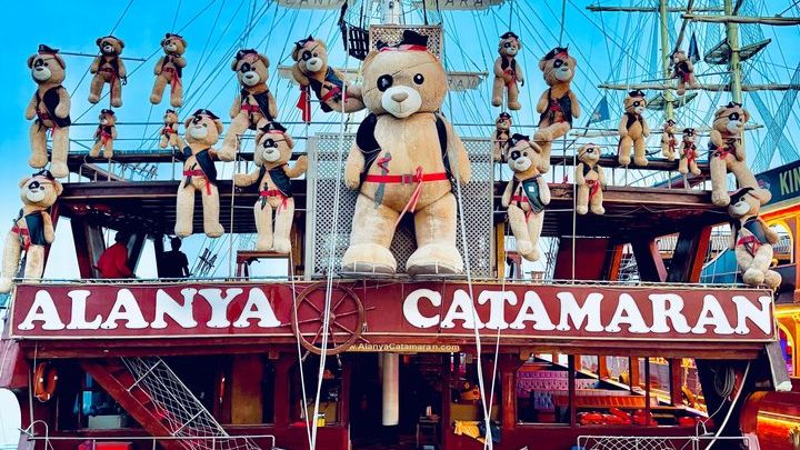 Alanya Catamaran Boat Tour with Lunch, Soft Drinks & Transfer