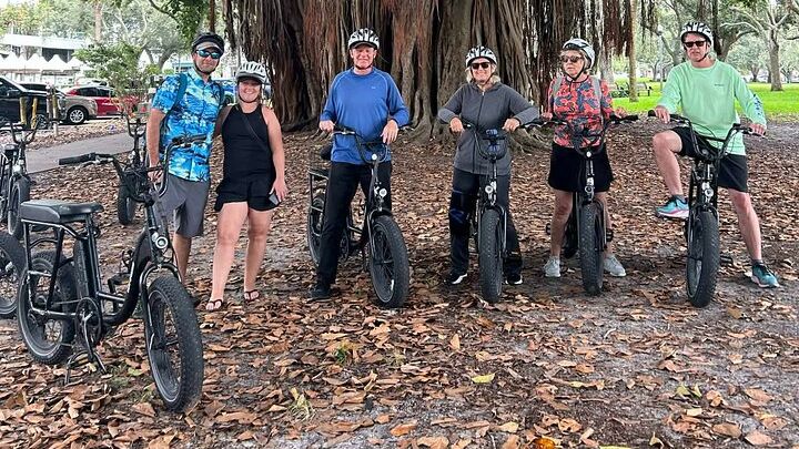 St. Petersburg Guided Electric Bike City Tour