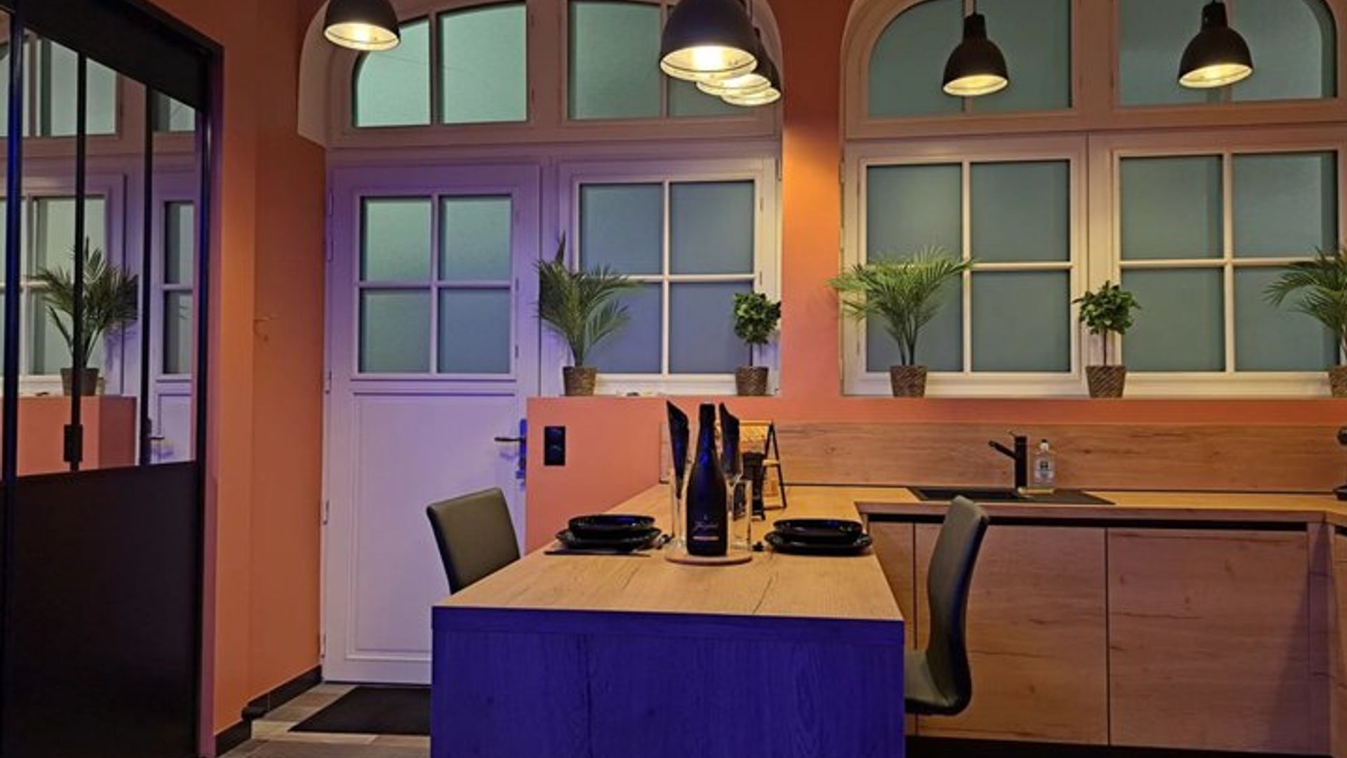 Private Spa and Jacuzzi Apartment and Infrared Sauna Arras Centre