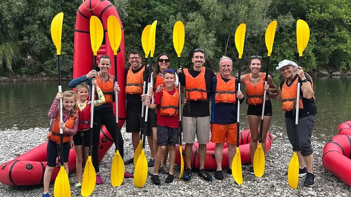 Lucca: All-Levels Kayak Tour With Aperitif