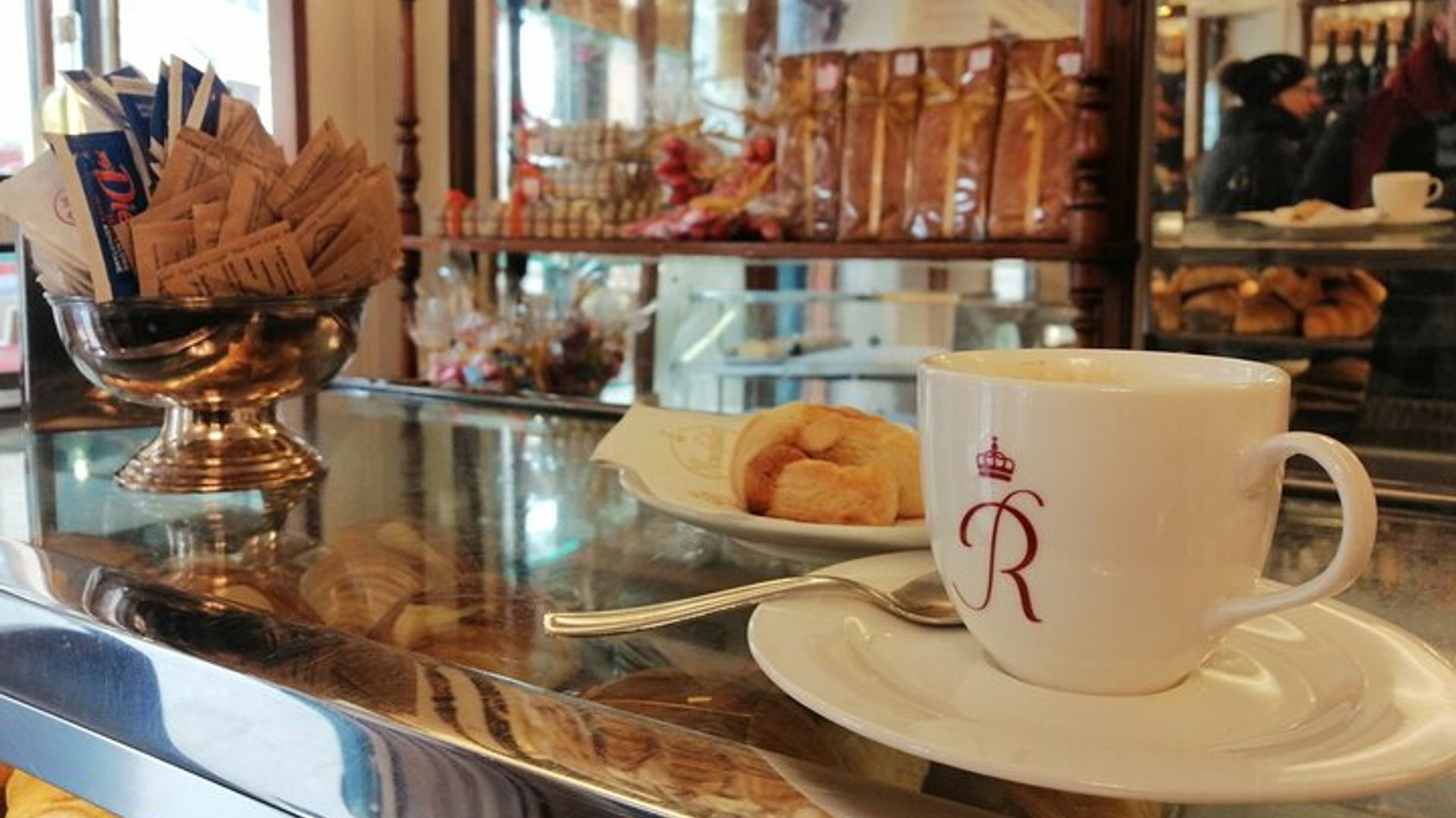 Venice: Small-Group or Private Desserts Walking Tasting Tour