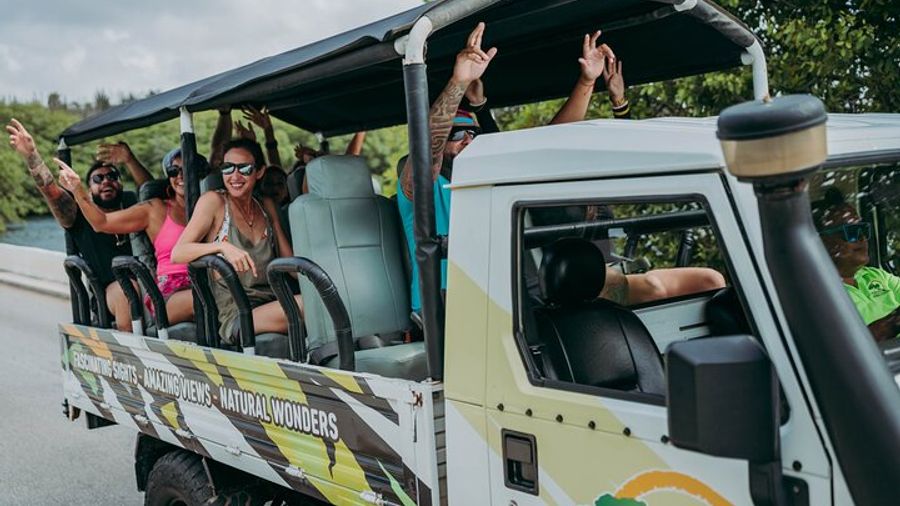 Aruba Small-Group Jeep Safari with Hotel Pickup