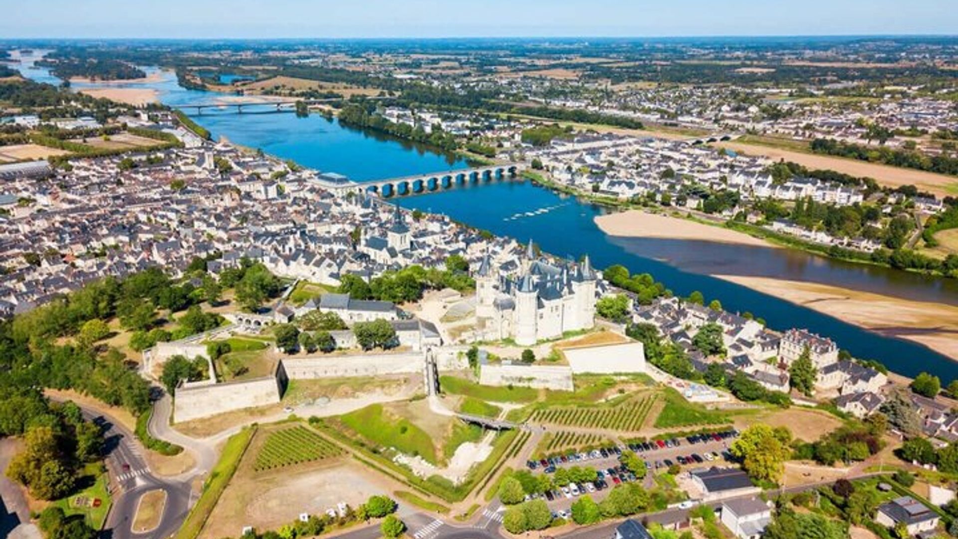 Hallo Saumur : Private 2 - Stunden Intro Stadtrundgang mit Ortskundiger Reiseleiter