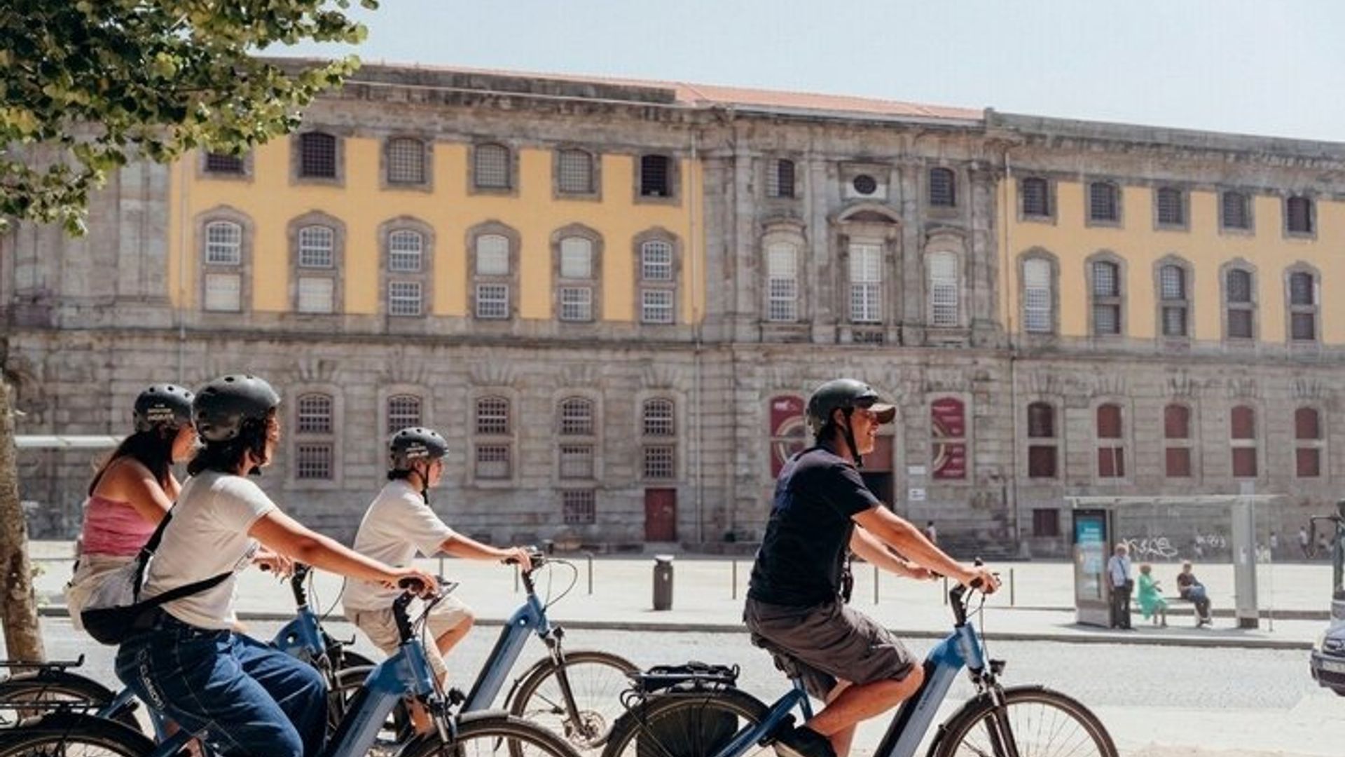 Tour Guidato in Bicicletta Elettrica a Porto