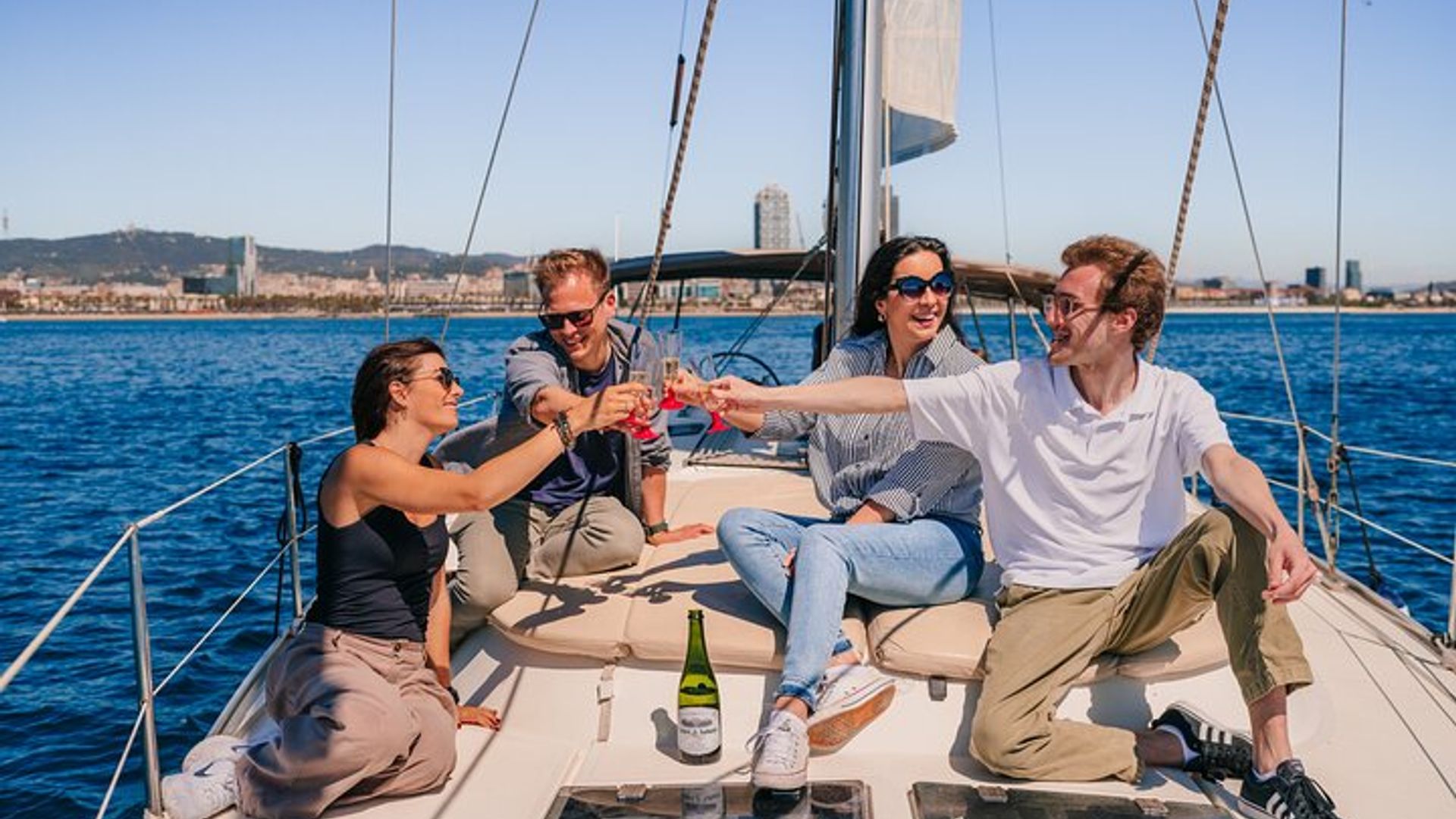 Barcelona : Private sailing cruise with open bar and pica pica