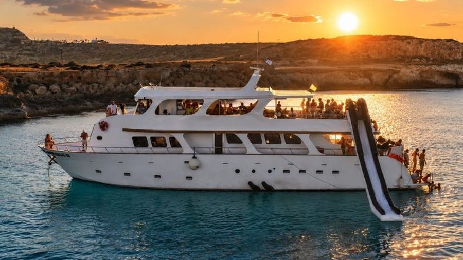 SUNSET LUXURY YACHT Protaras - HUGE slide - BBQ - 1 free drink