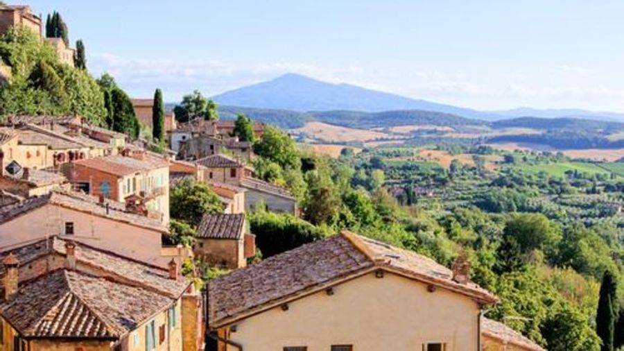 Siena Small-Group Montepulciano and Pienza with Lunch, Winery
