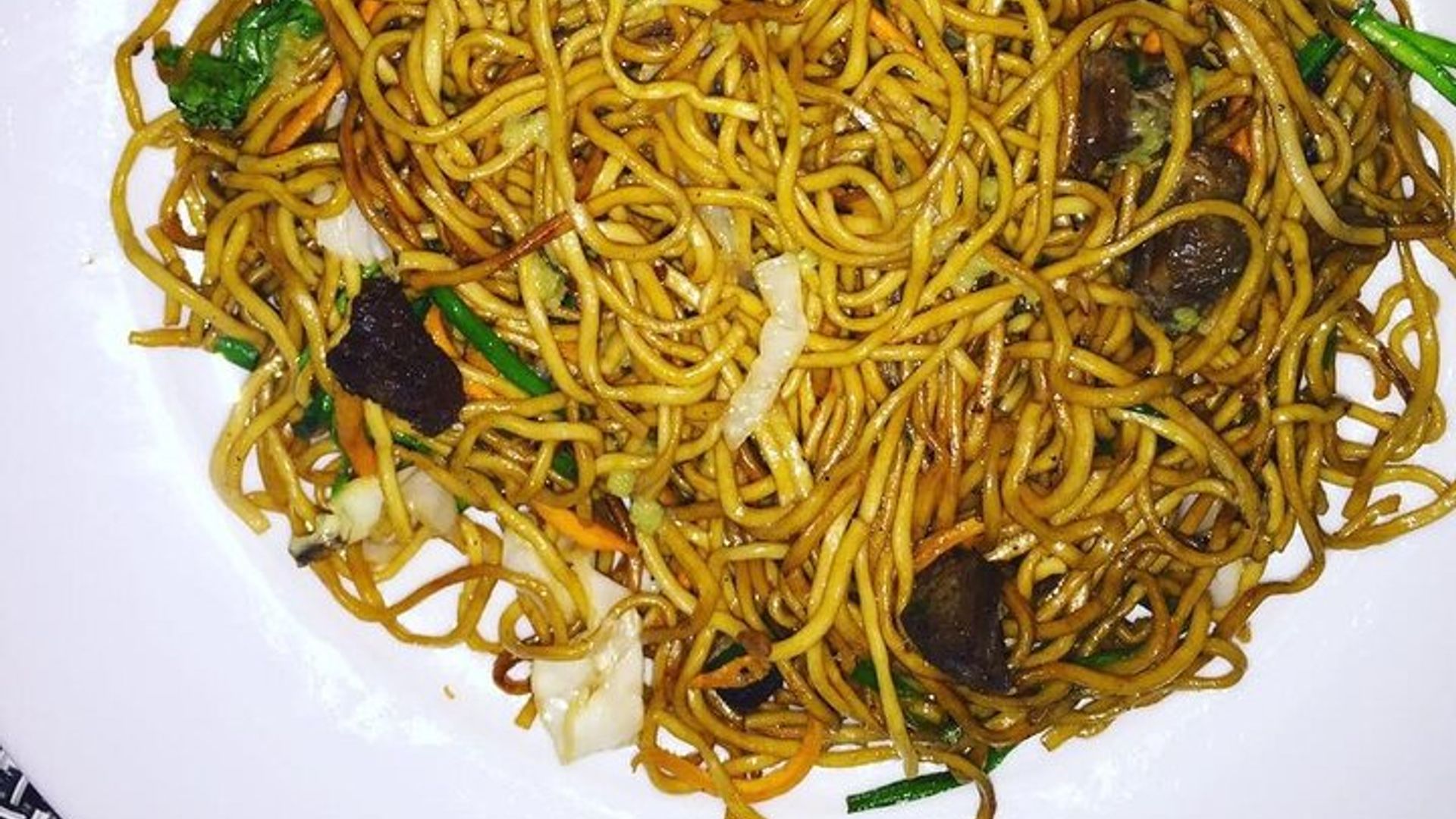 Sur salvaje con cascadas y raros miradores exóticos con almuerzo