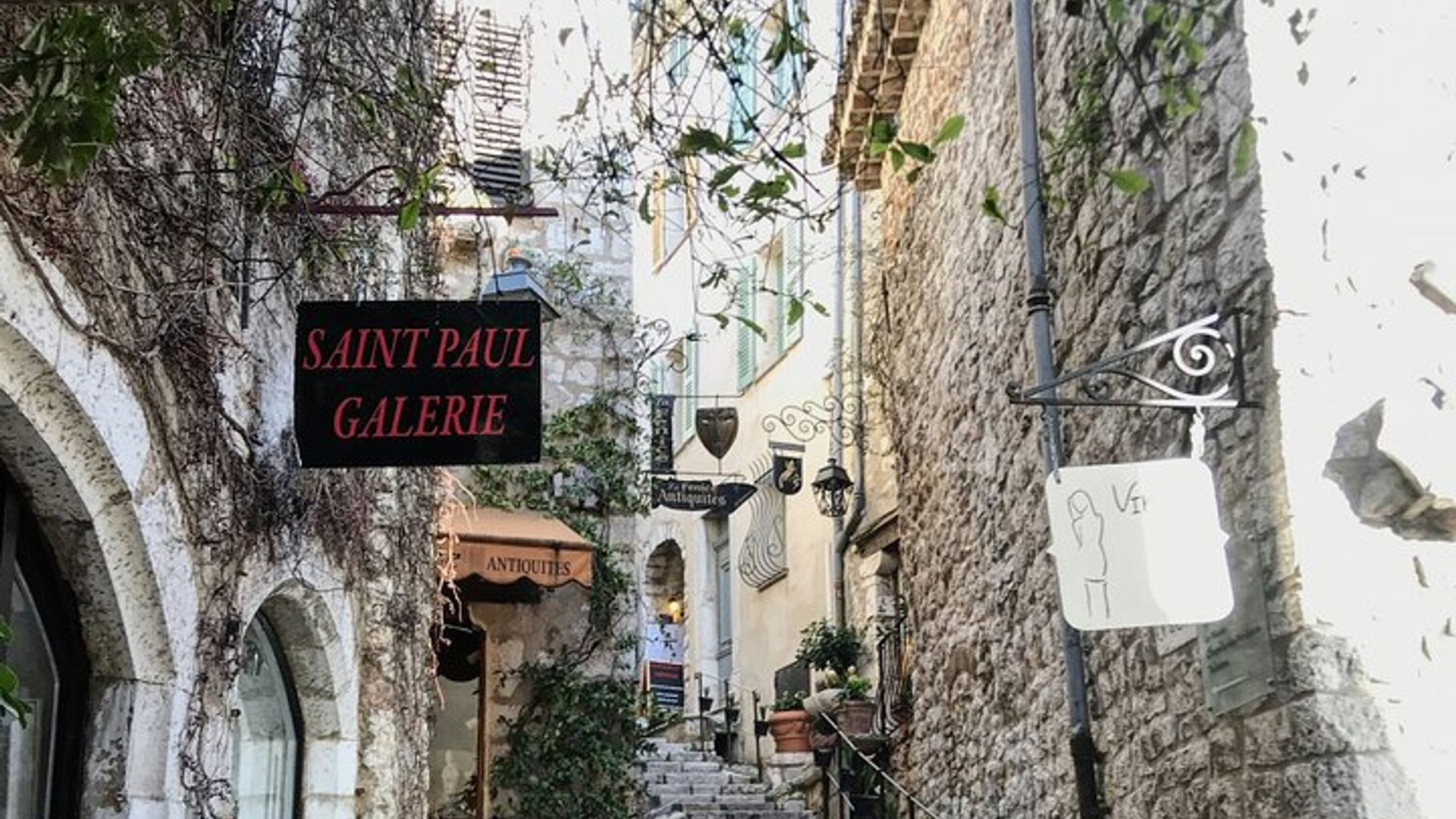 Nice Hilltop Villages PrivateTour Grasse Gourdon St-Paul DeVence
