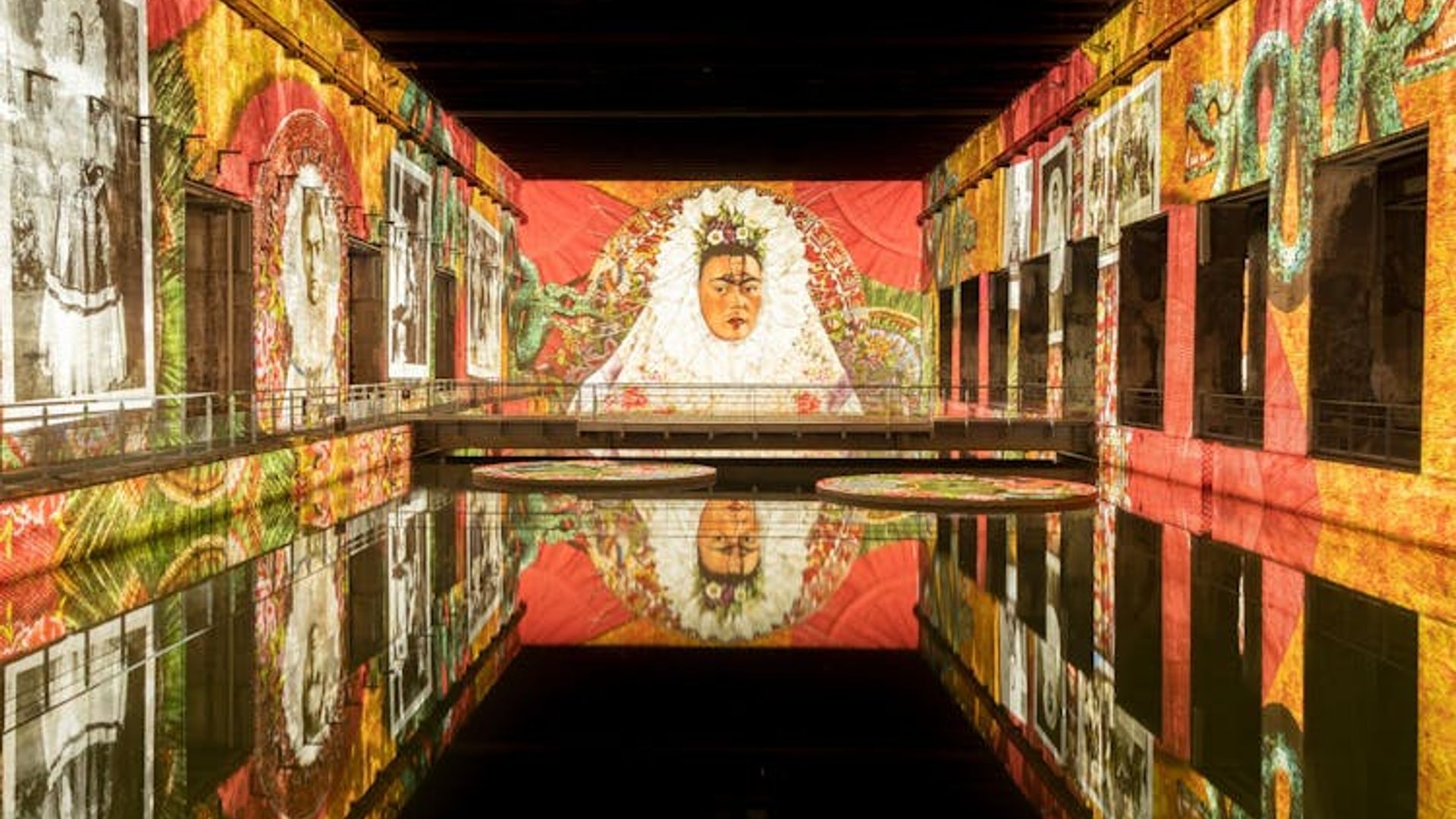 Matisse and Frida Kahlo immersive exhibition at Bassins des Lumières