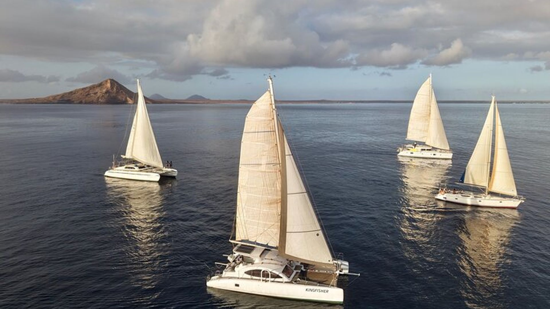 Tour en catamarán para grupos pequeños de Santa María