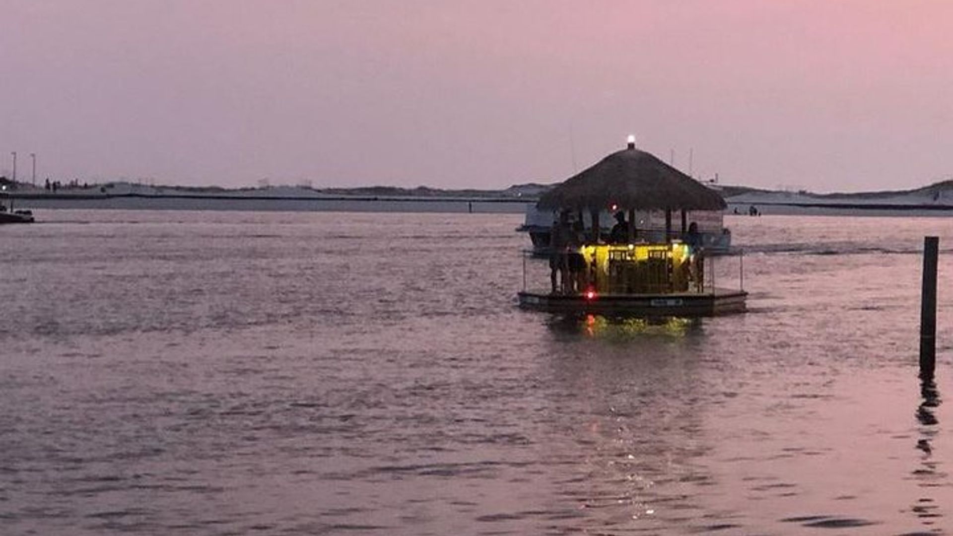 Croisière Tiki en petit groupe dans le port de Destin