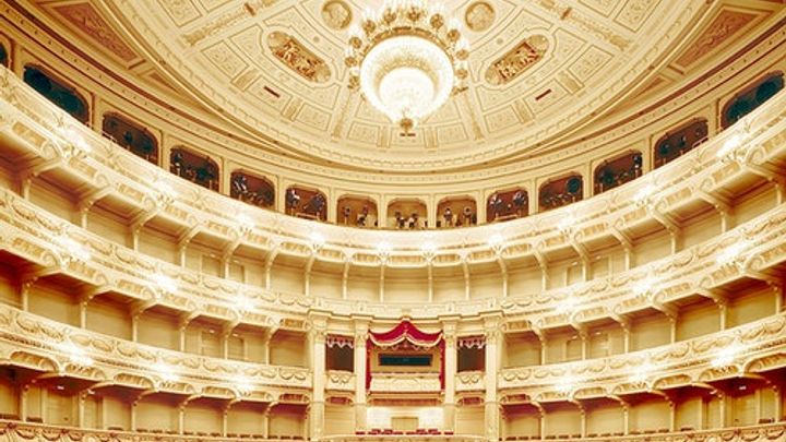 Semperoper: German Guided Tour