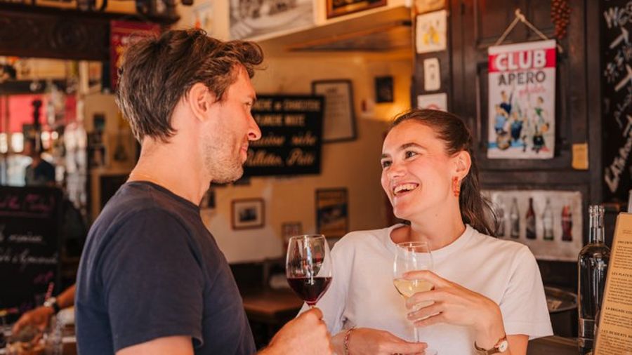 Bordeaux Small-Group Food Tour With Full Meal, Wine Tastings