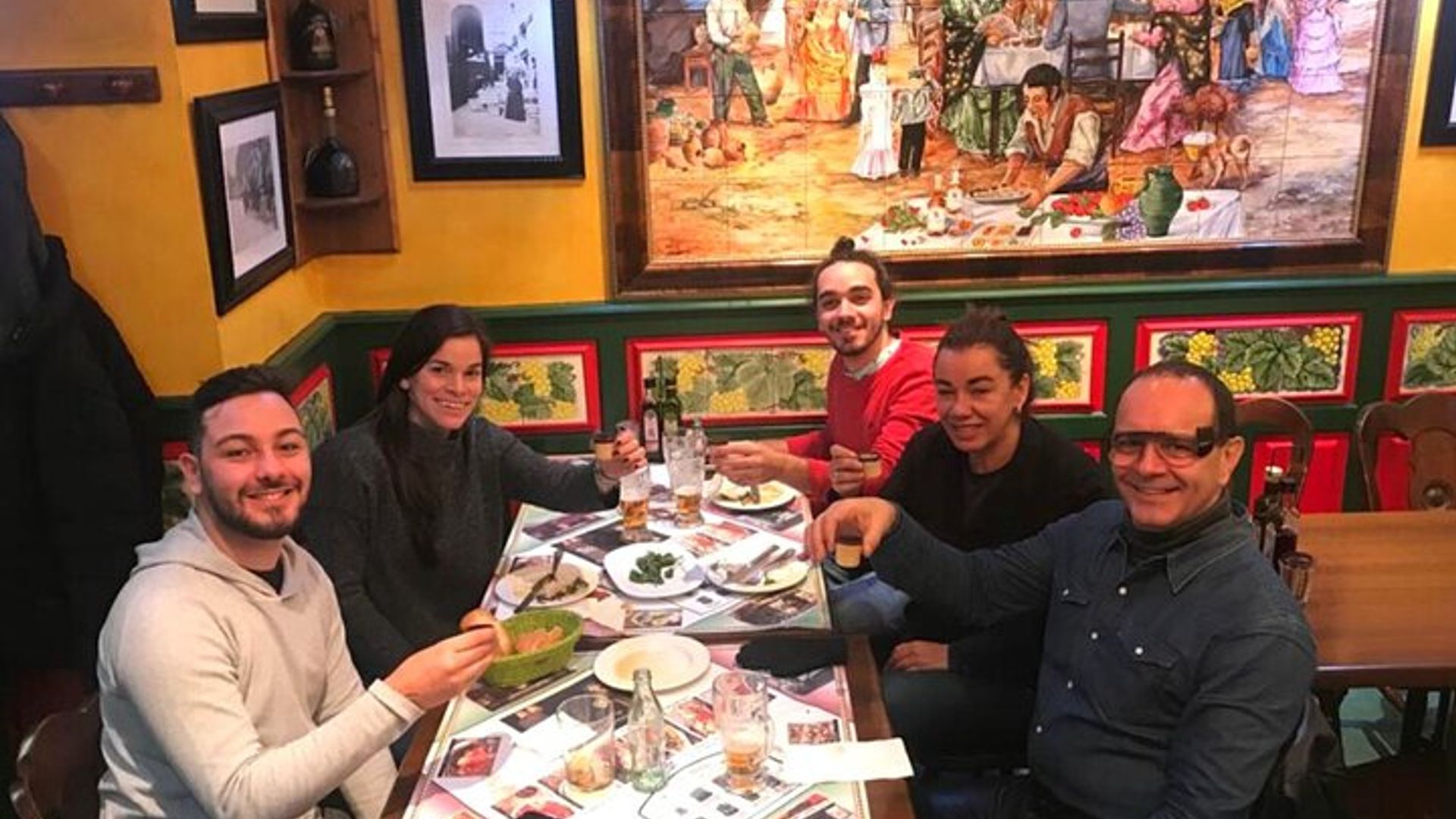 Madrid Tapas Mysteries Walk with Private Option and Pub Crawl