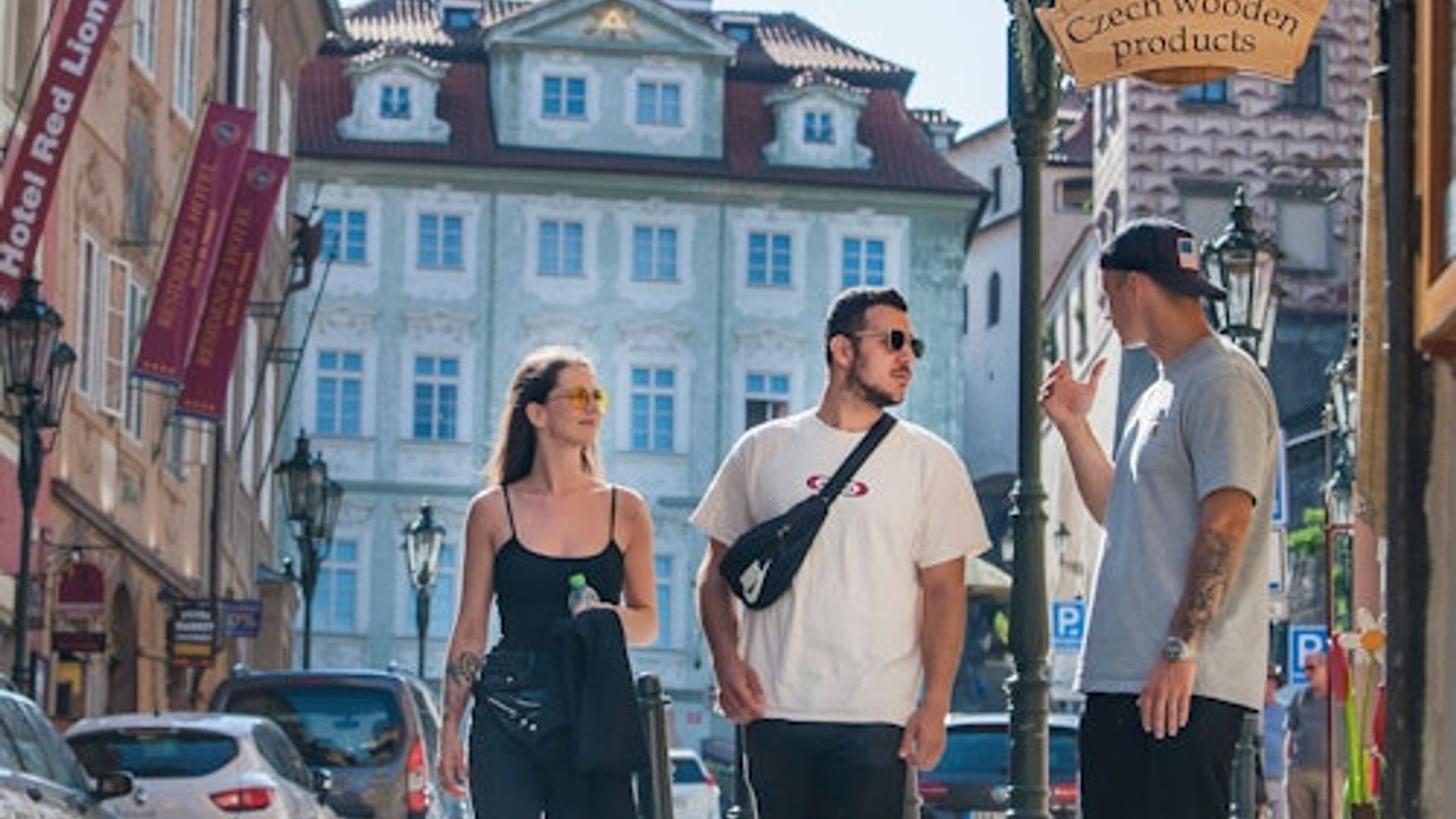 Old Town Prague: Guided Day Tour + River Cruise + Tram Ticket