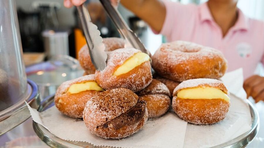 Miami Sweet Treats Food Tour: Donuts, Pastelitos & Patisseries