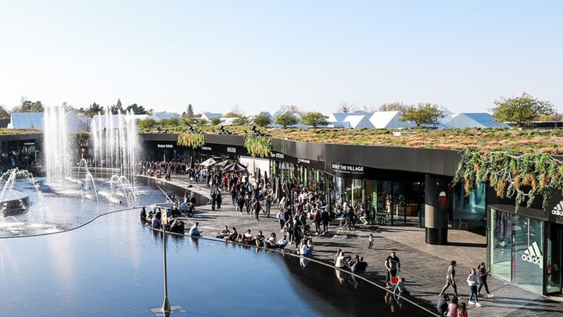 Geneva Private Shopping Tour to Torino Outlet Village in Italy